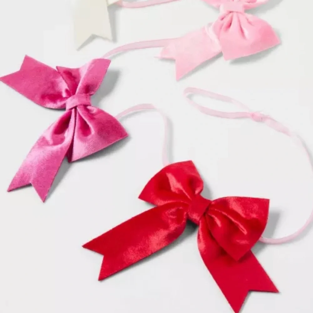 Target l Valentine's Day Bow Garland - Spritz™